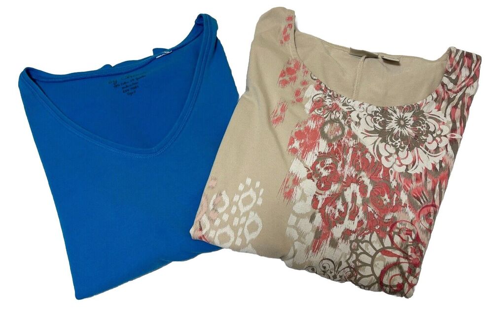 Lot of 2 Chicos T-shirts Casual Comfortable Boho Layering Women’s Size 0 (Small)